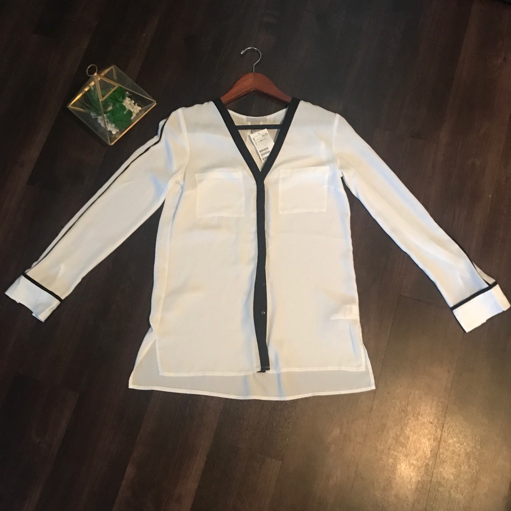 H&M white Blouse 👑